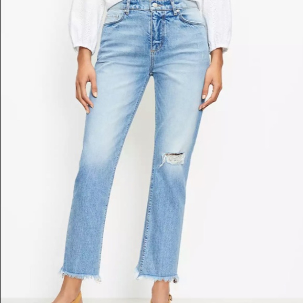 Curved Frayed High Rise Straight Crop Jeans